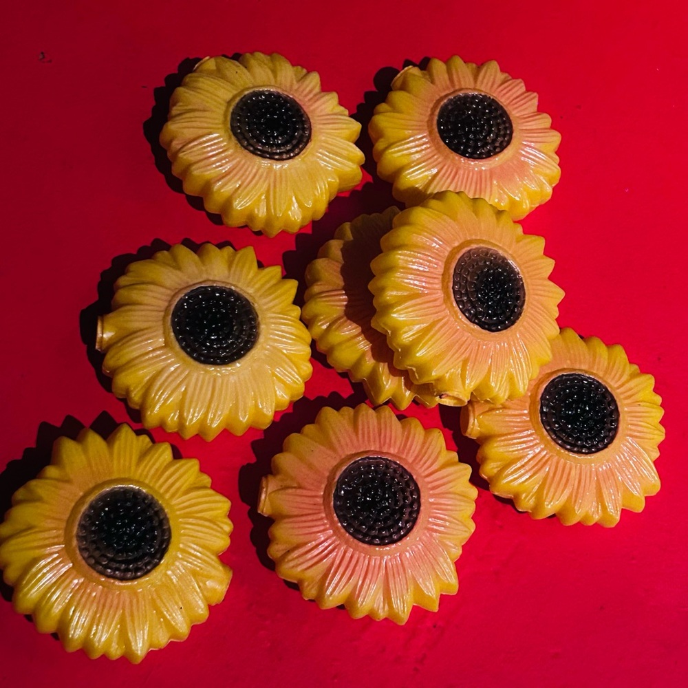 Vintage 90s Home Decor Yellow Plastic Blow Mold Sunflower Light Covers